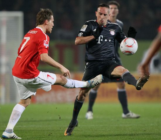 而是一场策 而是一场策